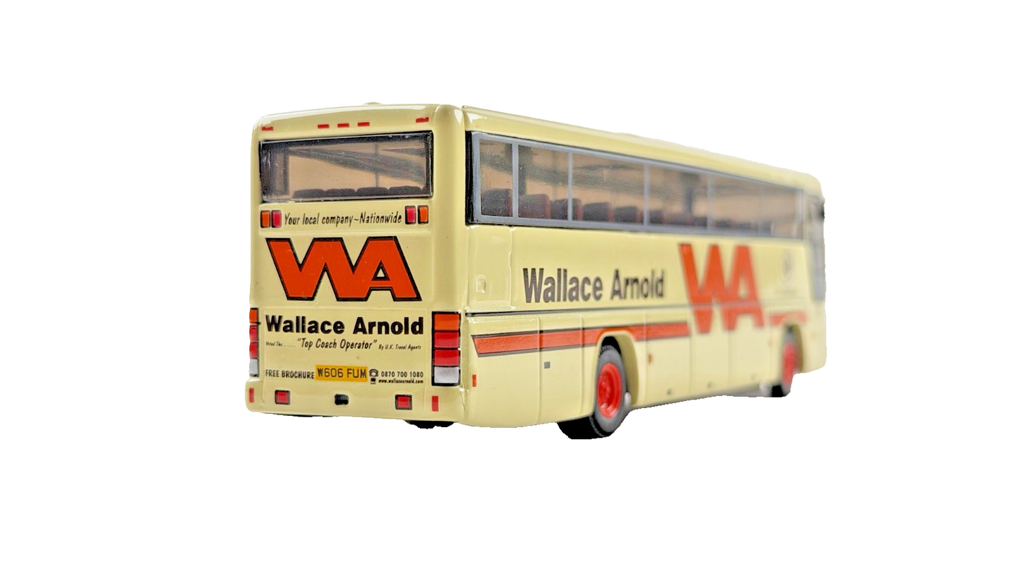 CORGI 1/76 SCALE - PLAXTON PREMIERE WALLACE ARNOLD COACH UNBOXED #1