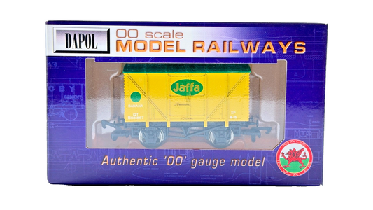 DAPOL 00 GAUGE - JAFFA BANANAS 12T YELLOW BANANA VAN B881867 (LIMITED EDITION)