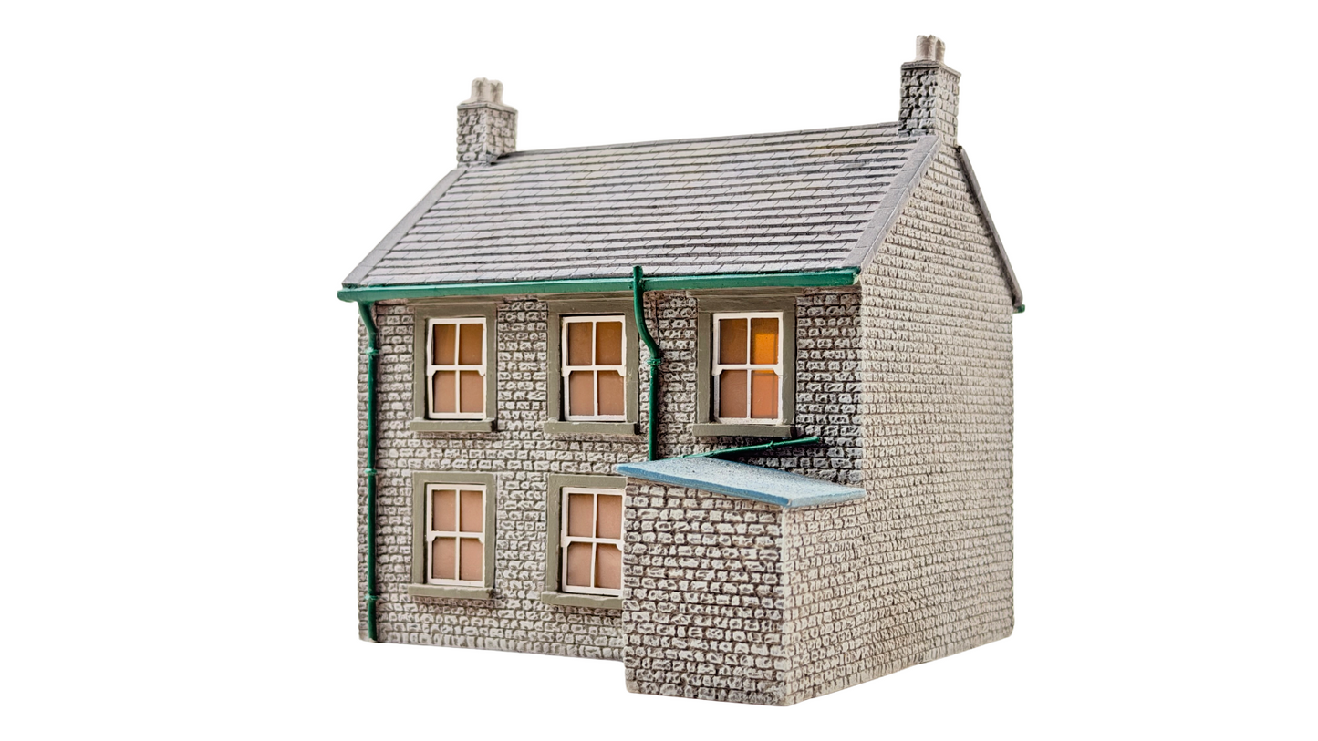 HORNBY SKALEDALE OO GAUGE - R8567 - HOME FARM HOUSE COTTAGE - BOXED