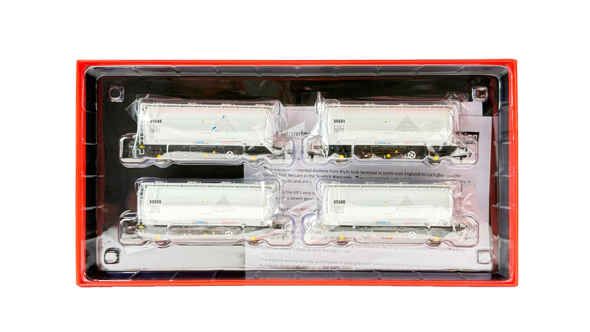 REVOLUTION TRAINS OO GAUGE - RT-PCA20-402F - PCA ALUMINA POWDER TANK WAGON SET