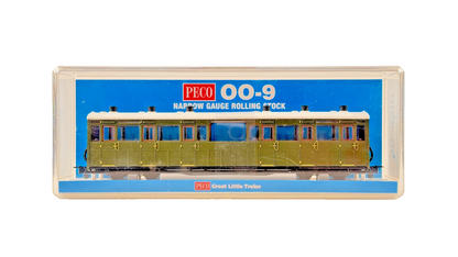 PECO OO9 SCALE - GR-451U - CENTRE OBSERVATION COACH SR LIVERY UNLETTERED GREEN