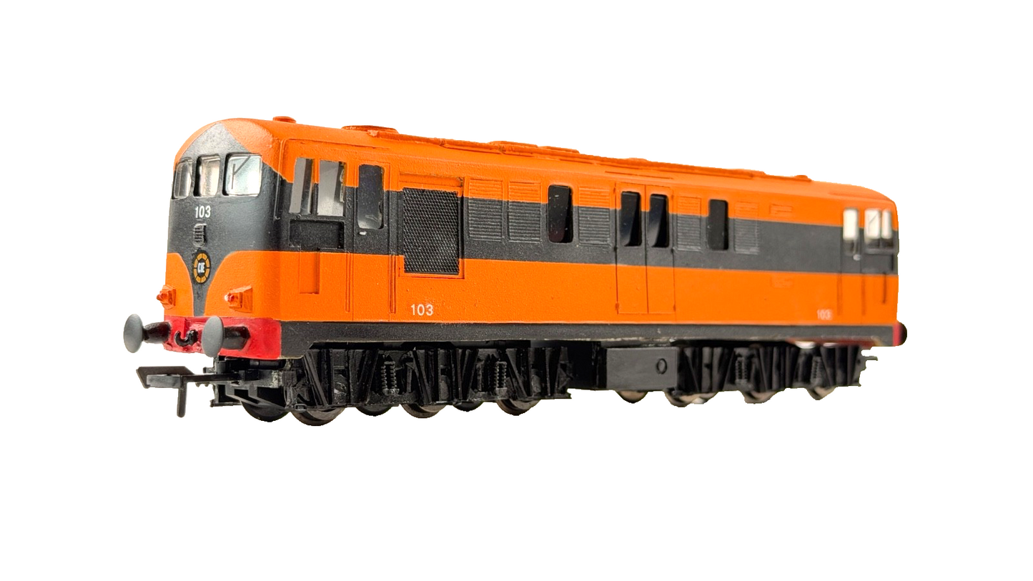 SILVER FOX MODELS OO GAUGE - IRISH ORANGE BLACK 101 CLASS B SULZER B103 - BOXED