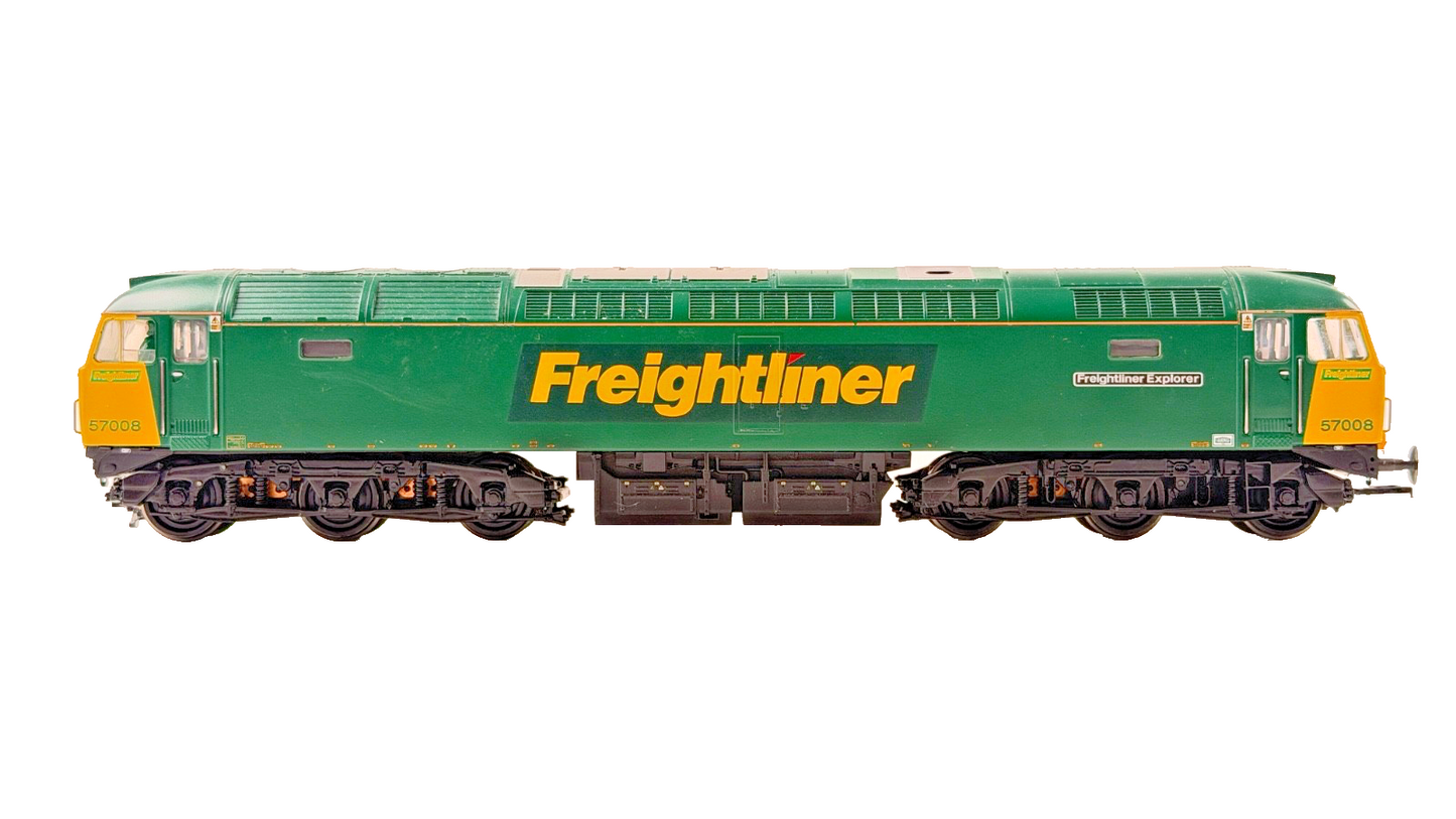 NQP BACHMANN 00 GAUGE - 32-750 - CLASS 57 DIESEL 57008 FREIGHTLINER EXPLORER