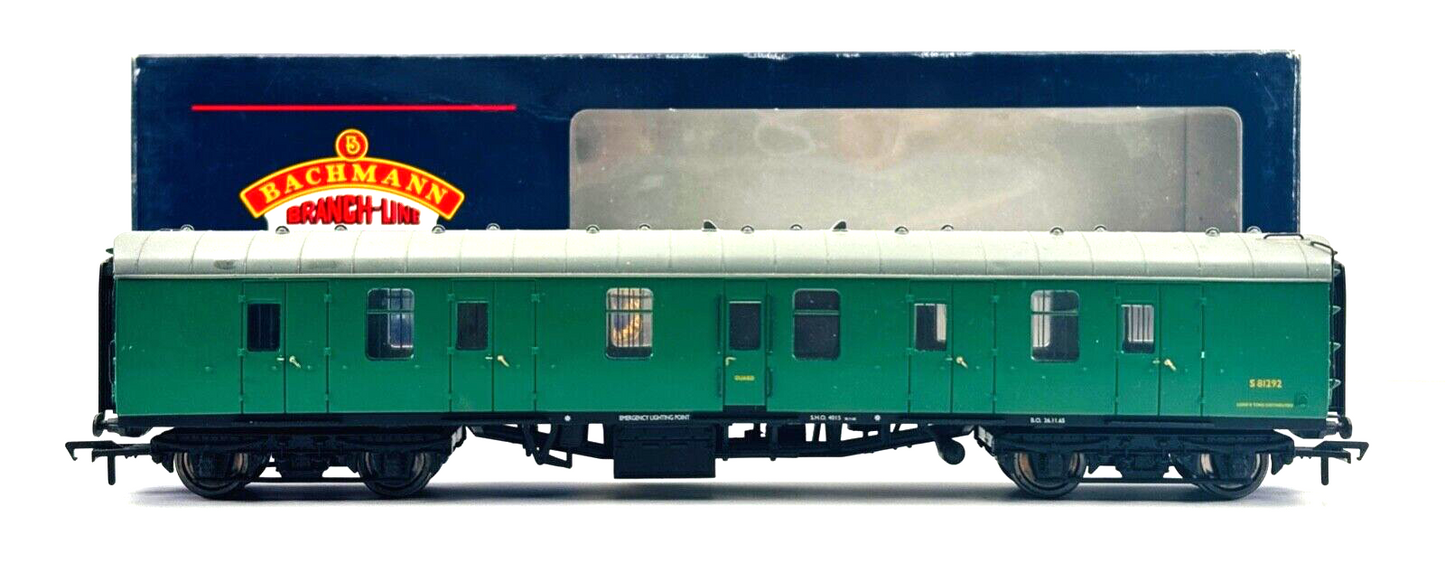 BACHMANN 00 GAUGE - 39-178A - BR MK1 FULL BRAKE COACH BG SR GREEN - BOXED