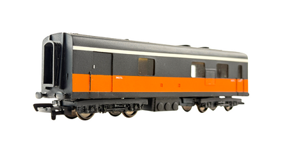 SILVER FOX MODELS OO GAUGE - IRISH RAIL ORANGE & BLACK SINGLE STRIPE DUTCH VAN