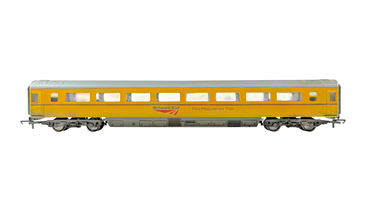HORNBY OO GAUGE - REFINISHED NETWORK RAIL NEW MEASUREMENT MK3 COACHES PANTOGRAPH