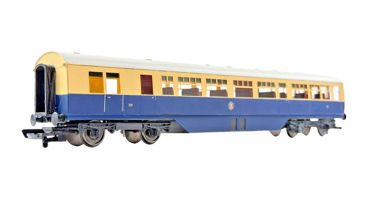 SILVER FOX MODELS OO GAUGE - UTA ULSTER TRANSPORT CLASS 600 TWO CAR RAILCAR SET