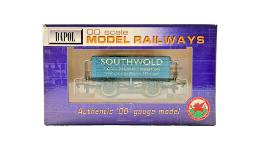 DAPOL 00 GAUGE - SOUTHWOLD MODEL RAILWAY EXHIBITION WAGON (LIMITED EDITION)