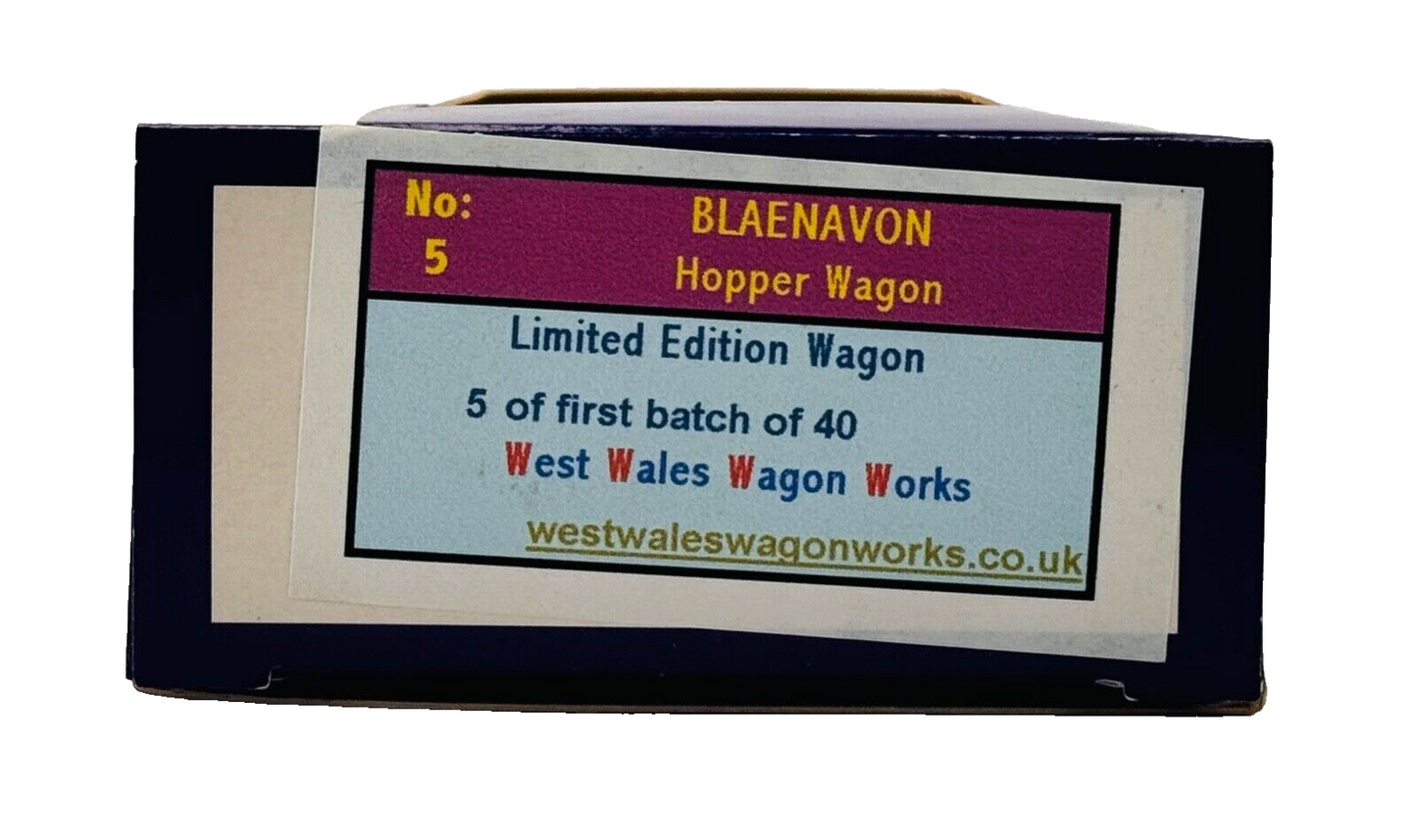 DAPOL 00 GAUGE - BLAENAVON HOPPER WAGON GREY NO.2067 (LIMITED EDITION)