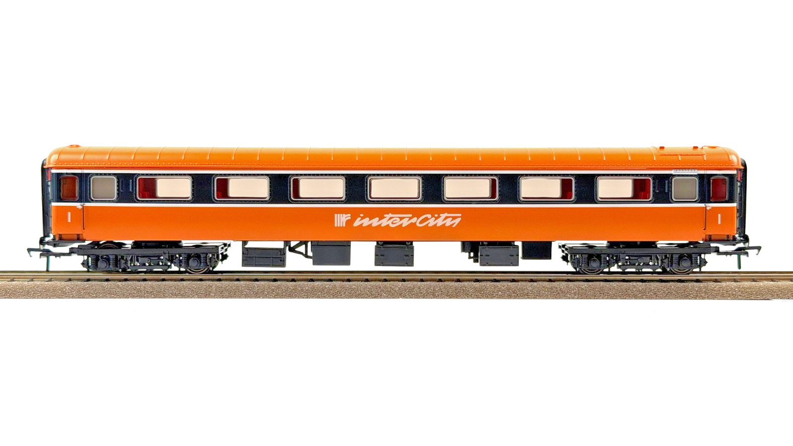 MURPHY MODELS 00 GAUGE - MM5103A - MKIID 1ST CLASS IR IRISH INTERCITY COACH