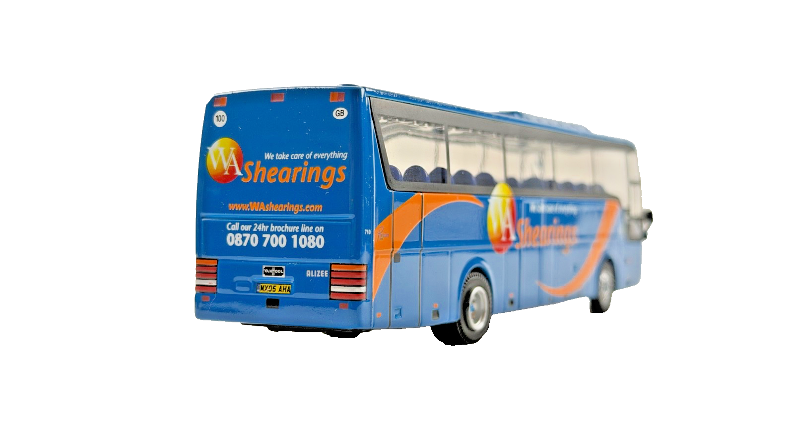 CORGI 1/76 SCALE - VAN HOOL ALIZEE WALLACE ARNOLD SHEARINGS COACH UNBOXED