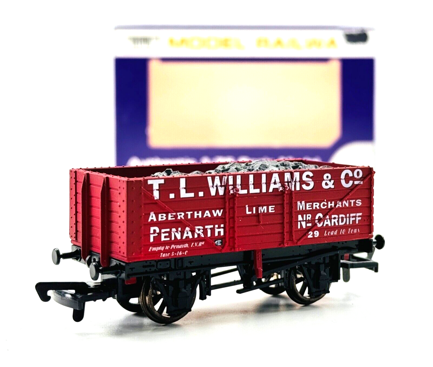 DAPOL 00 GAUGE - T.L WILLIAMS & CO PENARTH 7 PLANK WAGON NO.29 (LIMITED EDITION)