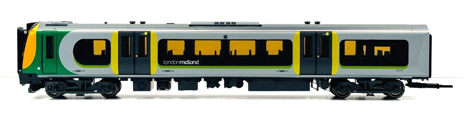 BACHMANN 00 GAUGE - 31-032 - CLASS 350/2 DESIRO FOUR CAR EMU LONDON MIDLAND