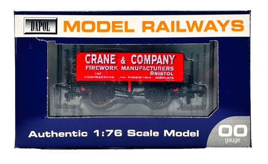 DAPOL 00 GAUGE - CRANE & COMPANY FIREWORK MANUFACTURER BRISTOL (LIMITED EDITION)