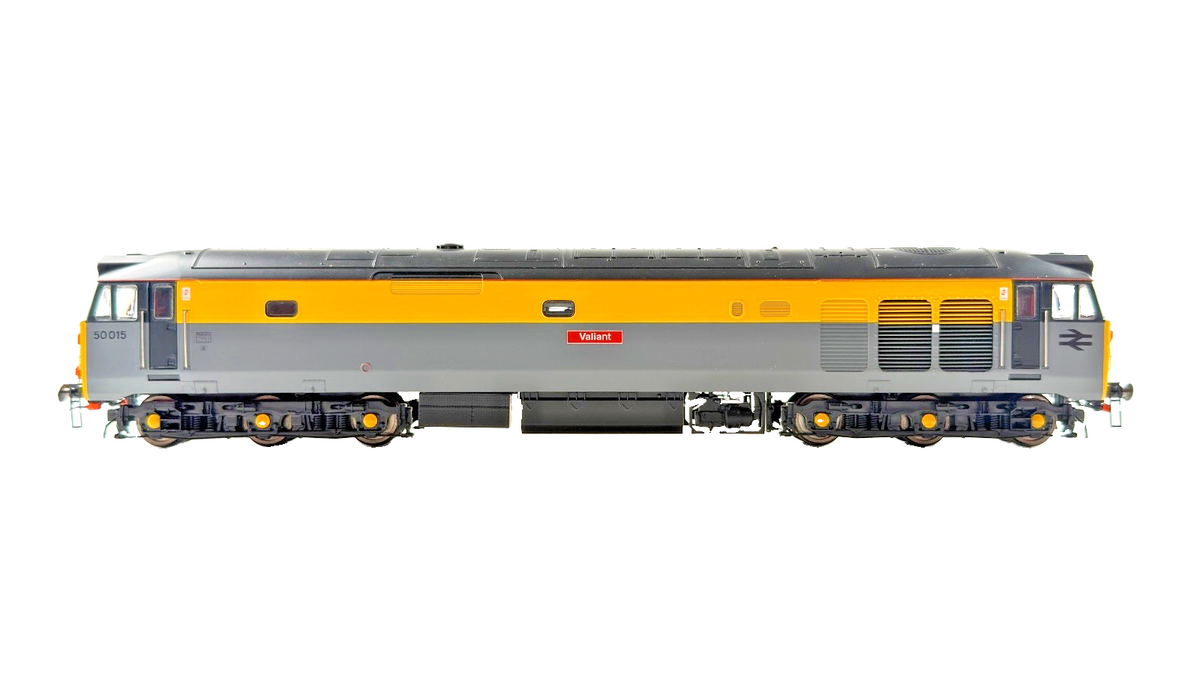 HORNBY OO GAUGE - R2802XS - CLASS 50 DIESEL 50015 DUTCH VALIANT DCC SOUND