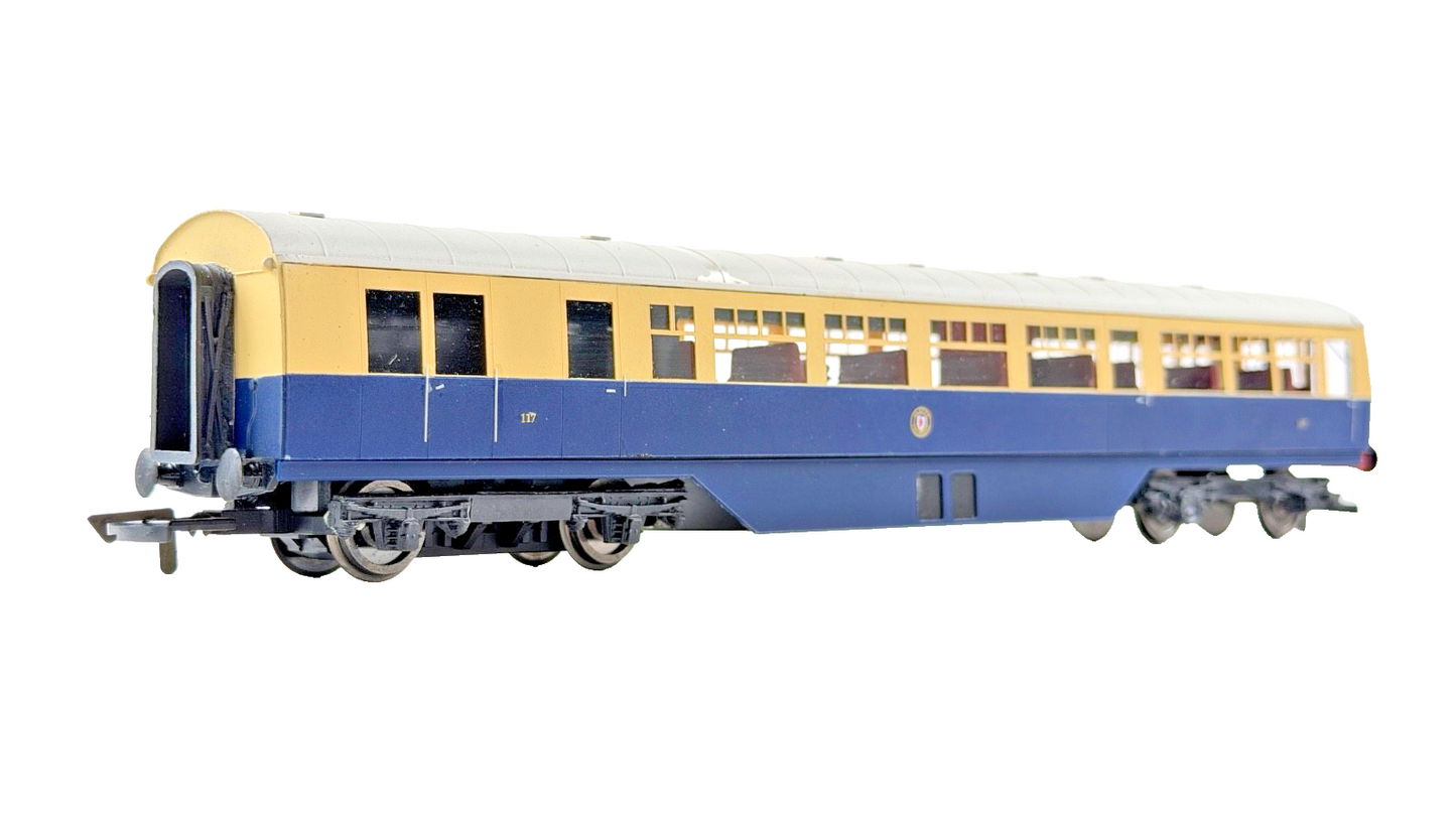 SILVER FOX MODELS OO GAUGE - UTA ULSTER TRANSPORT CLASS 600 TWO CAR RAILCAR SET
