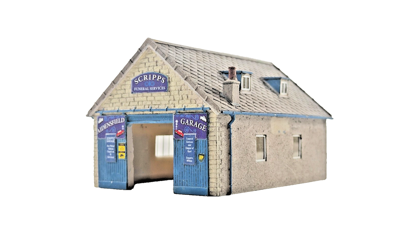 BACHMANN OO GAUGE SCENECRAFT - 44-076Z - AIDENSFIELD CAR REPAIR GARAGE - UNBOXED