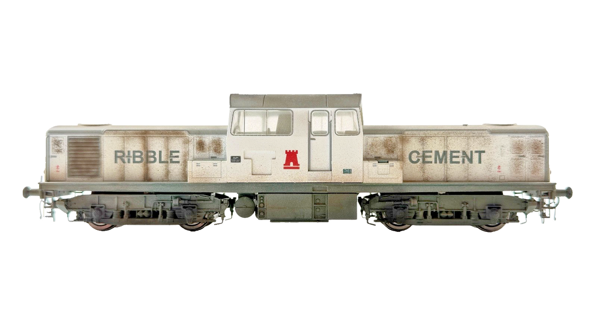 HELJAN OO GAUGE - 17061 - CLASS 17 DIESEL EX D8568 RIBBLE CEMENT WEATHERED