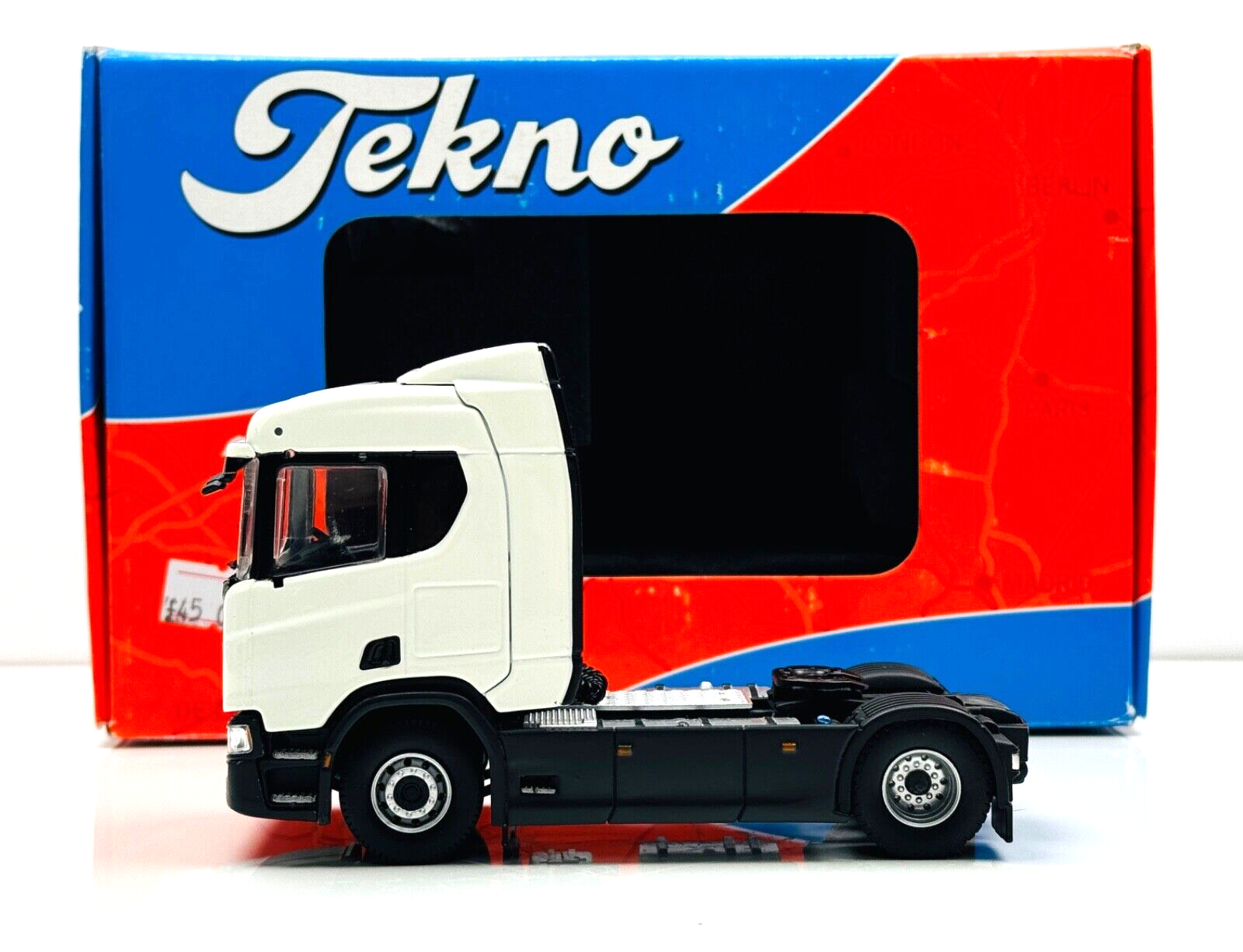 TEKNO 1/50 SCALE - 70940 - SCANIA R SERIES TRACTOR CAB UNIT WHITE - BOXED