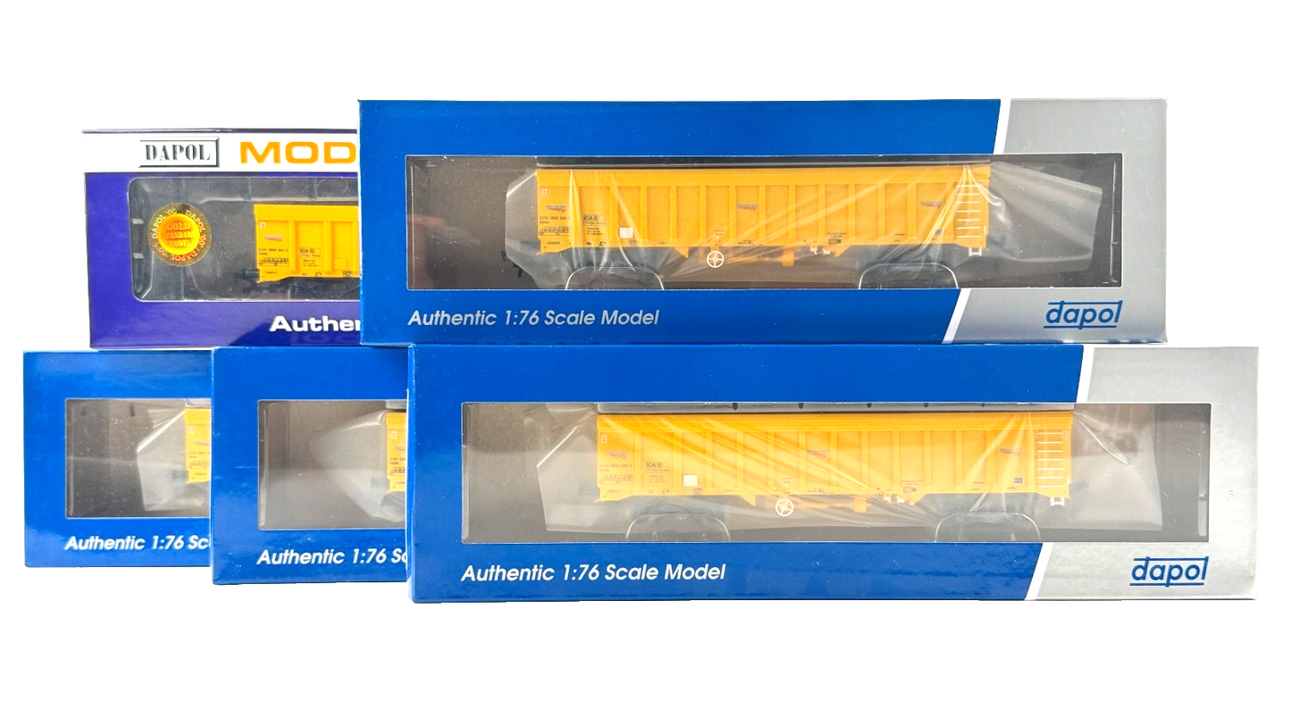 DAPOL OO GAUGE - RAKE OF 5 NETWORK RAIL YELLOW IOA BALLAST WAGONS BOXED