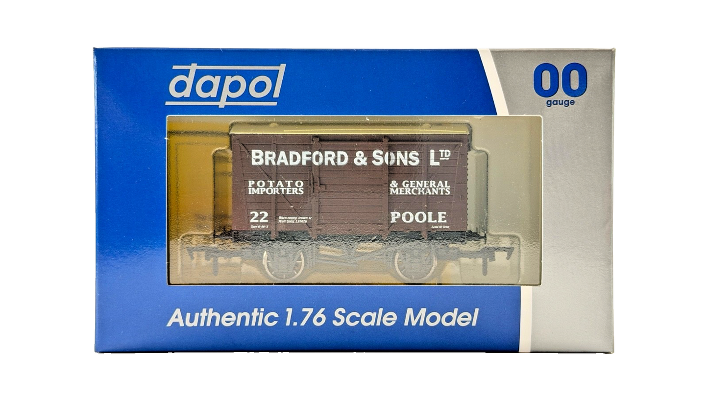 DAPOL 00 GAUGE - BRADFORD & SON POTATO IMPORTERS POOLE VAN 22 (LIMITED EDITION)