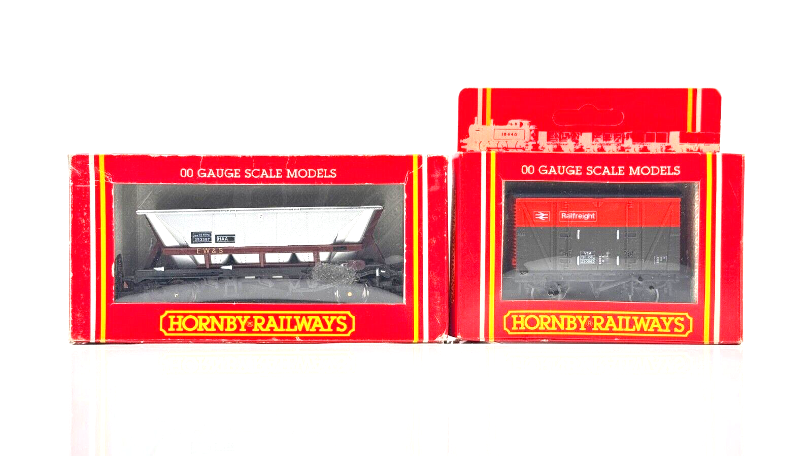 HORNBY 00 GAUGE - R117/R6041 - EWS MGR HOPPER WAGON & RAILFREIGHT VEA - BOXED