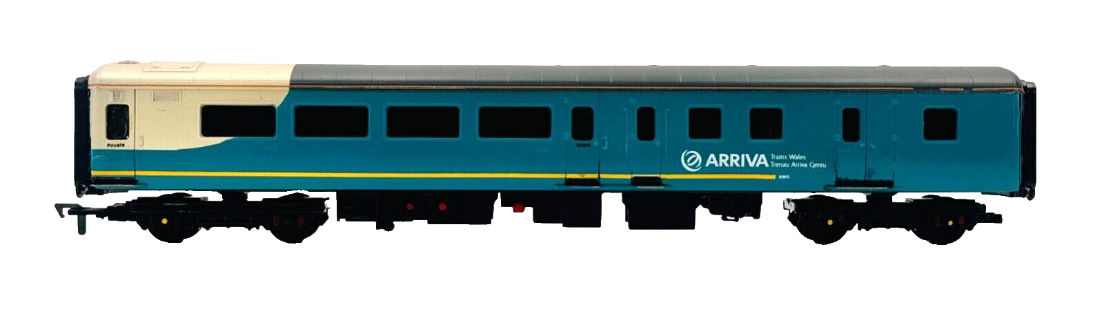 AIRFIX 00 GAUGE - ARRIVA TRAINS WALES MK2 PASSENGER COACH 5965 (REFINISHED)