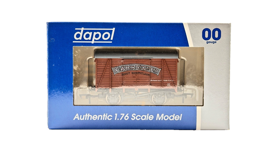 DAPOL 00 GAUGE - CARR & CO BISCUIT MANUFACTURERS CARLISLE VAN (LIMITED EDITION)