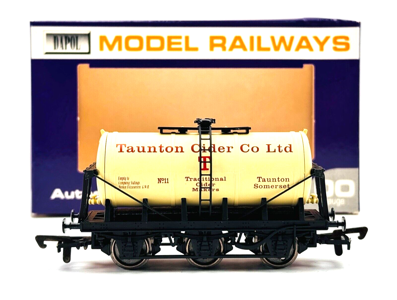 DAPOL 00 GAUGE - TAUNTON CIDER SOMERSET 6 WHEEL TANKER NO.11 (WESSEX WAGONS)