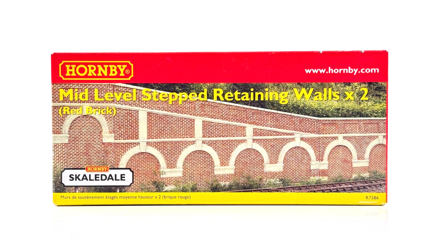 HORNBY 00 GAUGE SKALEDALE - R7386 - MID LEVEL STEPPED RETAINING WALLS X 2 BOXED