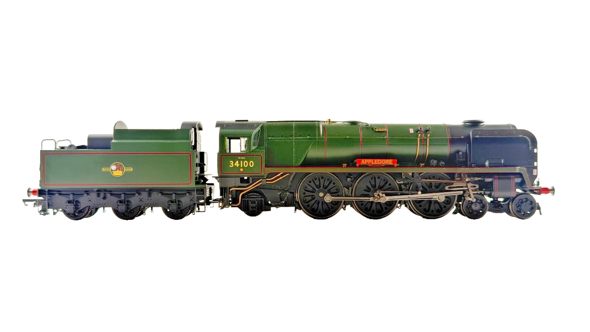 HORNBY OO GAUGE - R3400 - GOLDEN ARROW LAST STEAM RUN LIMITED EDITION TRAIN PACK