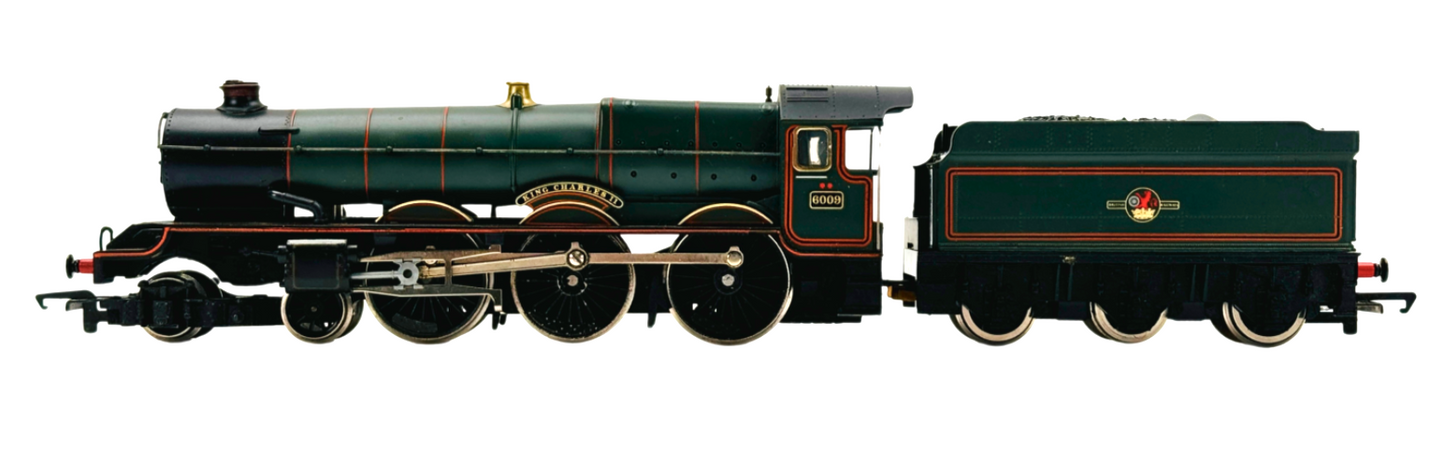 HORNBY 00 GAUGE - BR GREEN 4-6-0 'KING CHARLES II' LOCOMOTIVE 6009 - UNBOXED