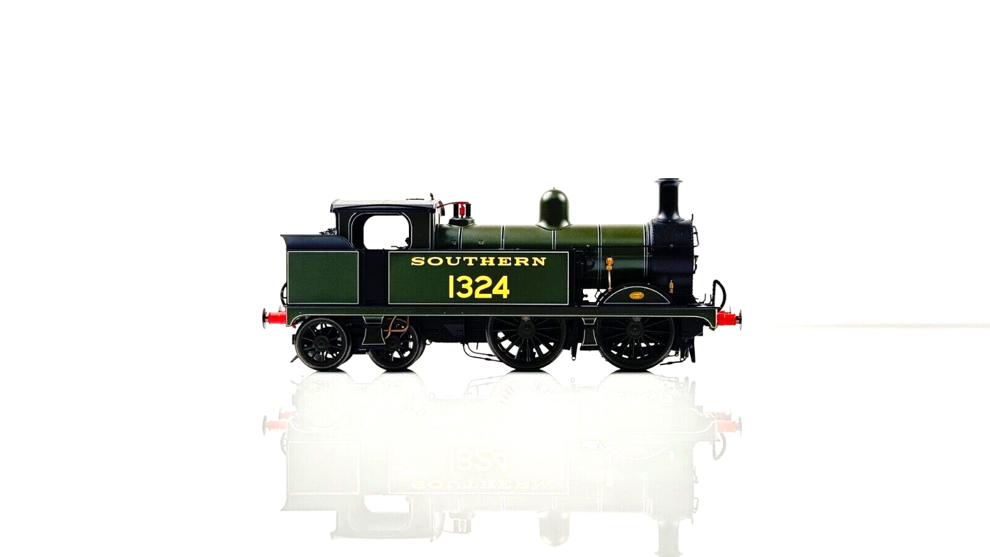 HORNBY 00 GAUGE - R3540 - SR GREEN WAINWRIGHT H CLASS LOCOMOTIVE NO.1324 BOXED