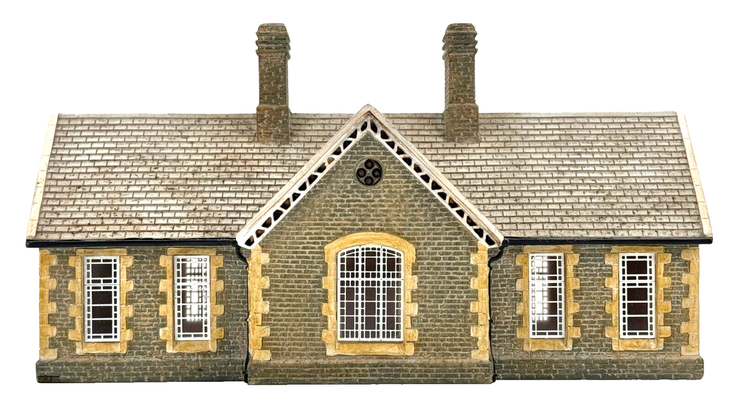 HORNBY 00 GAUGE SKALEDALE - R8798 - EAST STATION BUILDING - UNBOXED