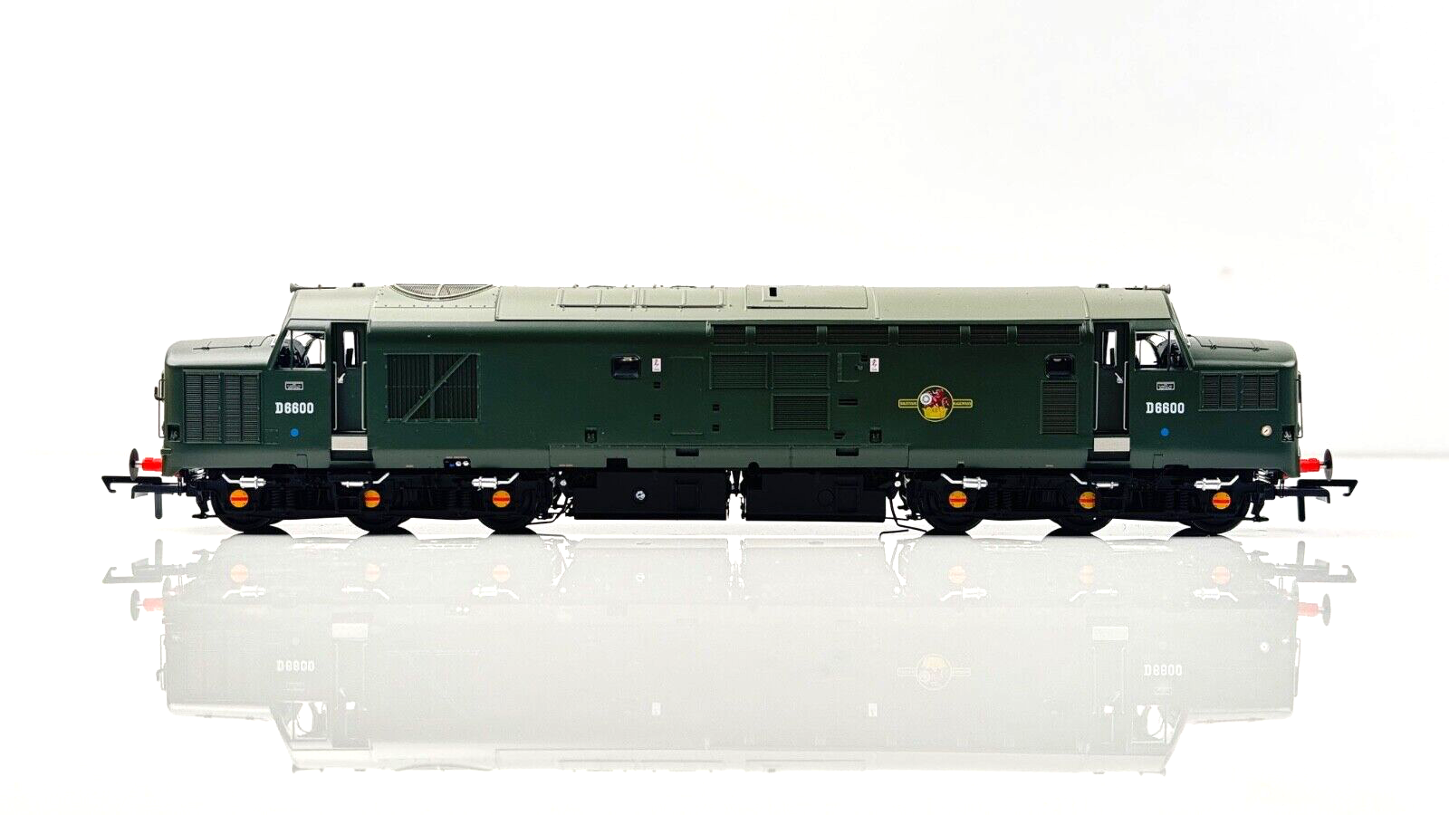 ACCURASCALE 00 GAUGE - ACC2618DCC - CLASS 37 DIESEL D6600 BR GREEN SYP DCC SOUND