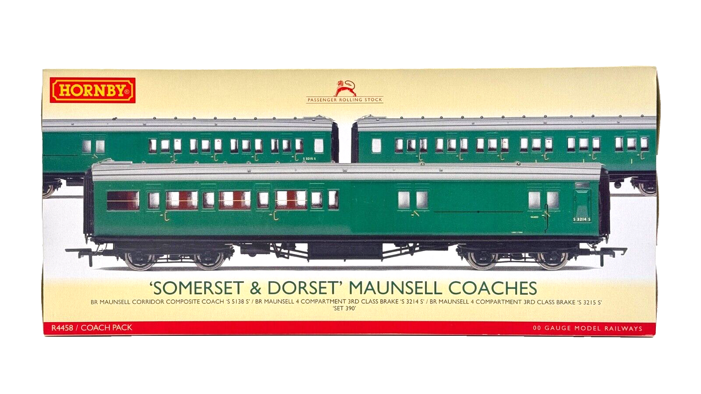 HORNBY 00 GAUGE - R4458 - SOMERSET & DORSET MAUNSELL TRIPLE COACH PACK - BOXED