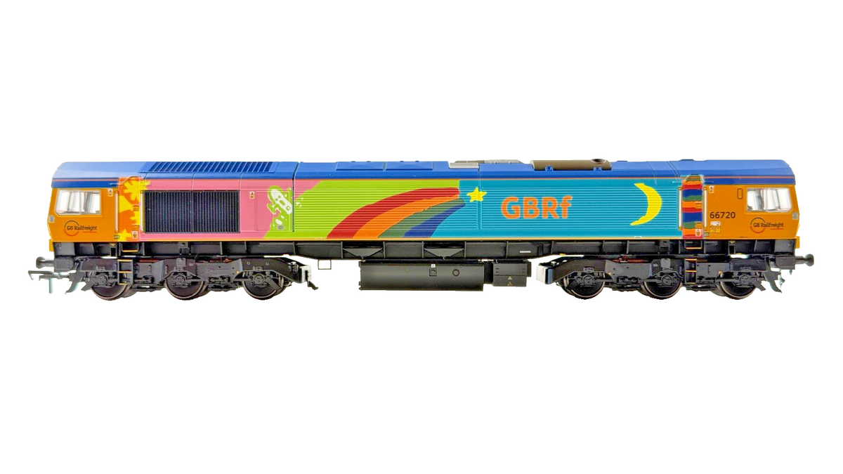 BACHMANN OO GAUGE - 32-979V - CLASS 66 DIESEL 66720 GBRF RAINBOW RAIL EXPRESS