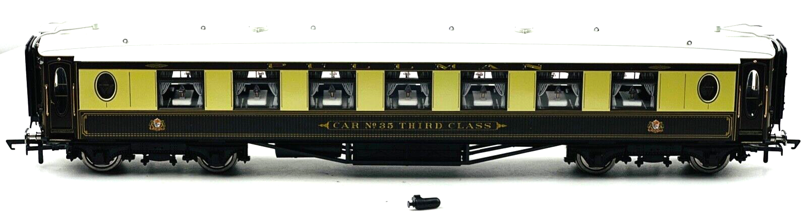 HORNBY 00 GAUGE - R4144 - PULLMAN 3RD CLASS PARLOUR 'CAR NO.35 THIRD CLASS'