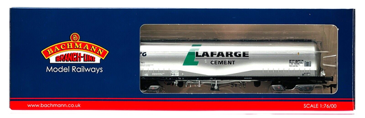 BACHMANN 00 GAUGE - 38-200A - JPA BOGIE CEMENT WAGON VTG 'LAFARGE CEMENT' BOXED