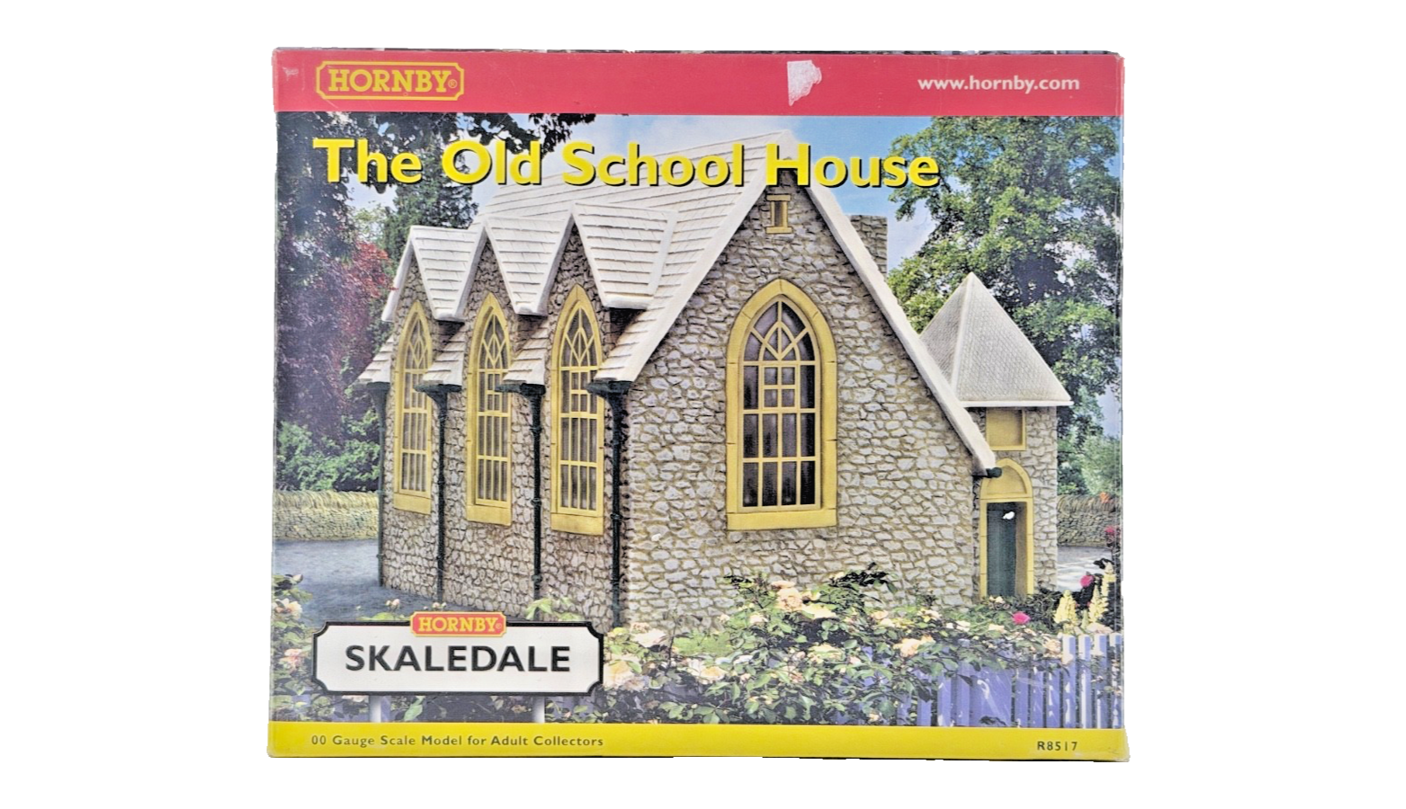 HORNBY SKALEDALE OO GAUGE - R8517 - THE OLD SCHOOL HOUSE - BOXED