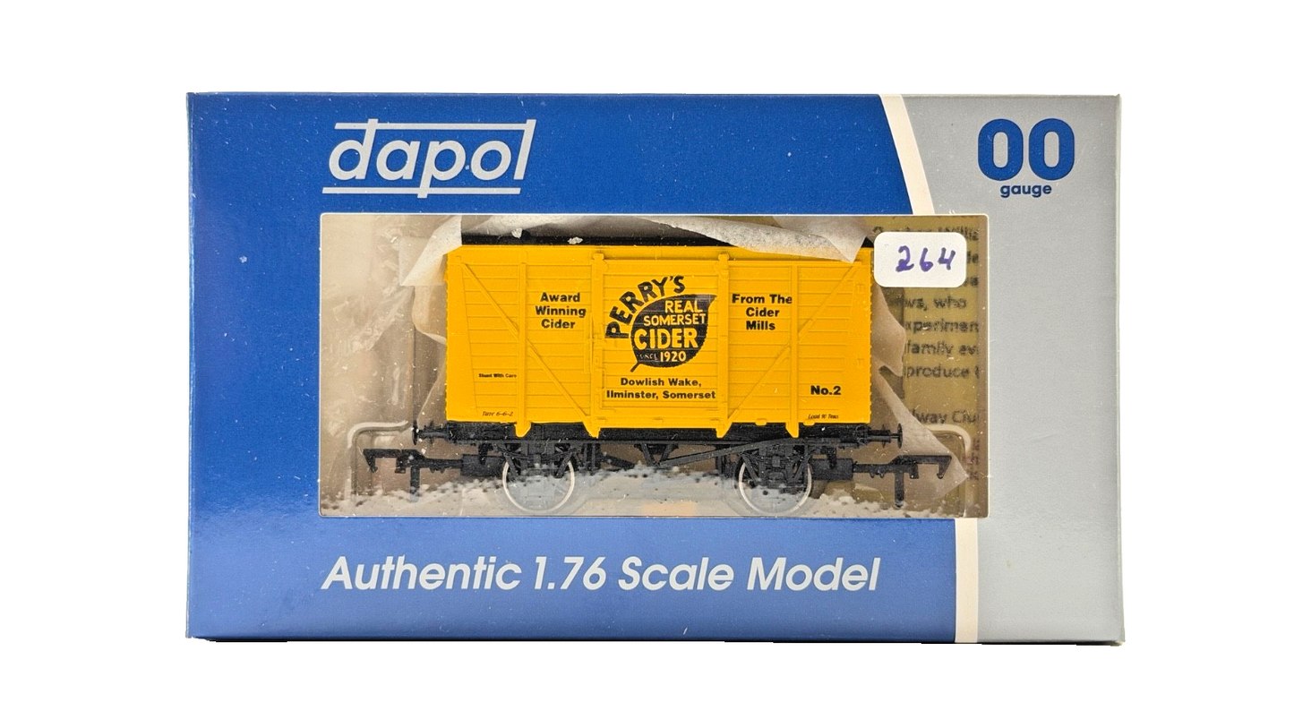 DAPOL 00 GAUGE - PERRY'S REAL SOMERSET CIDER DOWLISH WAKE 2 (LIMITED EDITION)