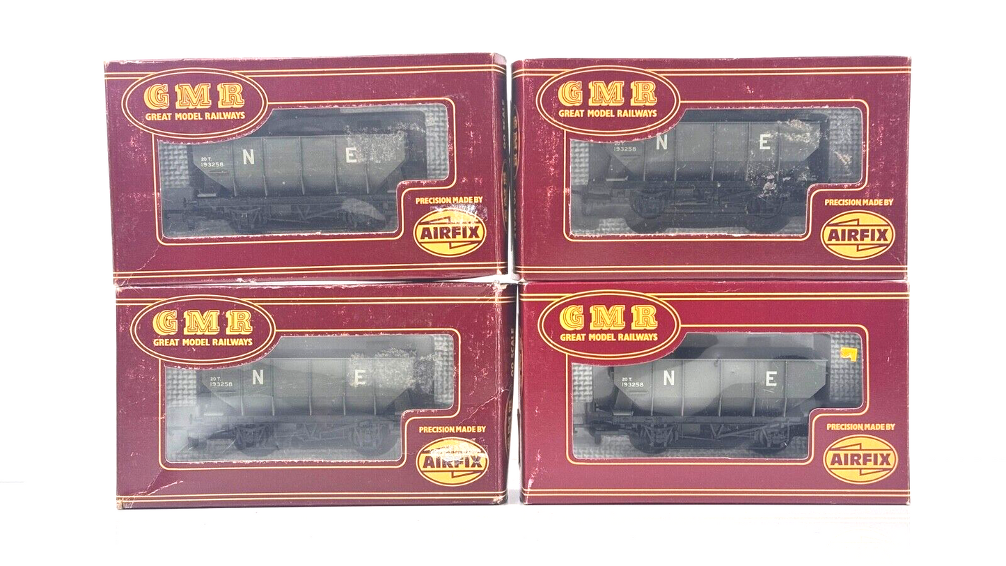 AIRFIX 00 GAUGE - RAKE OF 4 LNER GREY NE 21T HOPPER WAGONS - BOXED