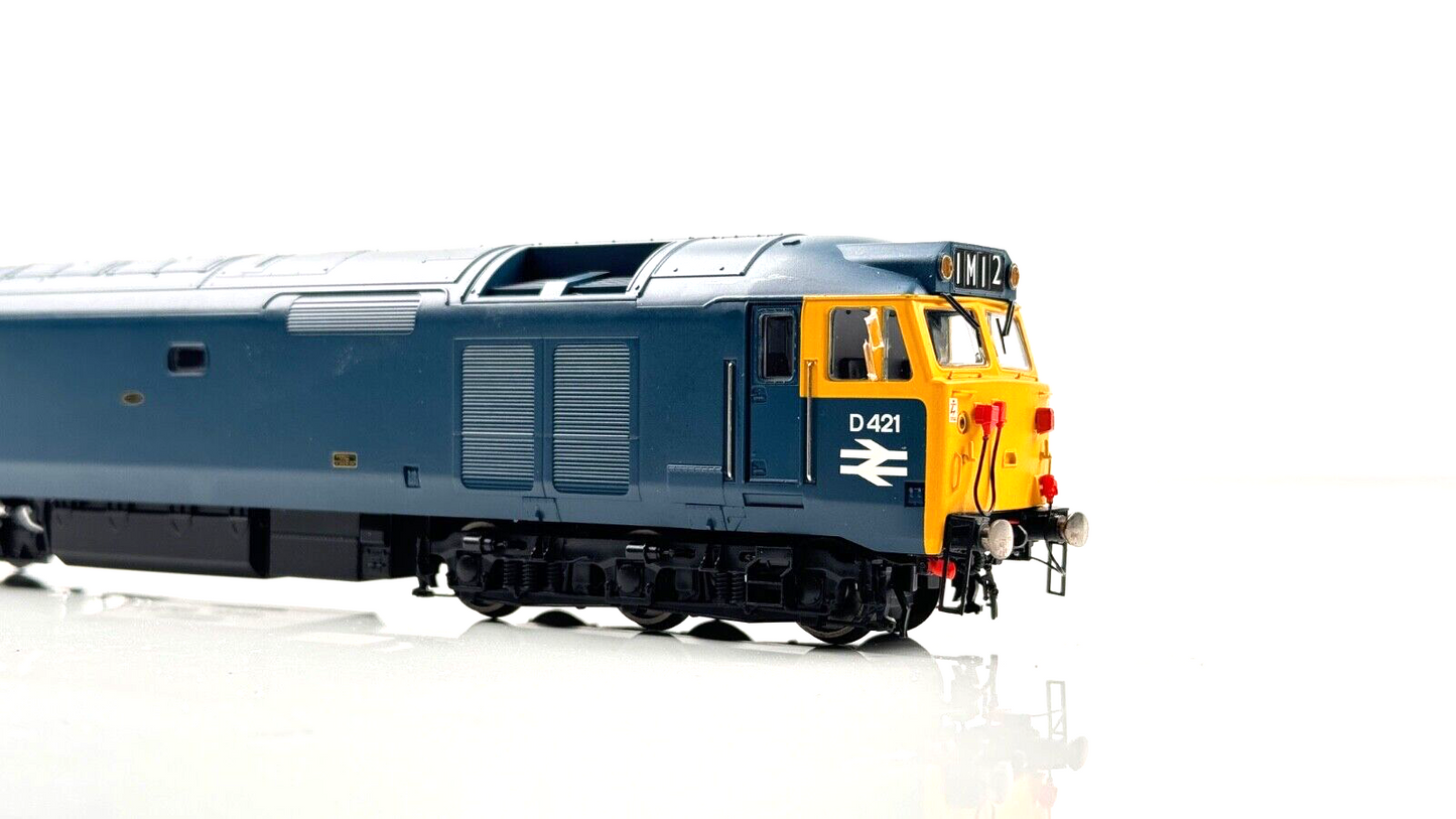 HORNBY 00 GAUGE - R2474 - CLASS 50 DIESEL LOCOMOTIVE BR BLUE 'D421' BOXED (2)