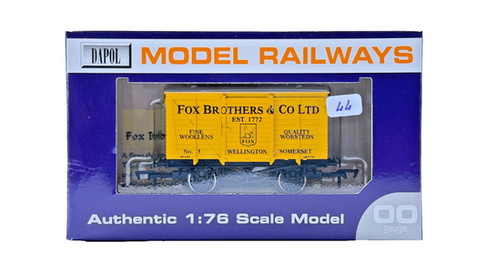 DAPOL 00 GAUGE - FOX BROTHERS WELLINGTON SOMERSET VENT VAN 3 (LIMITED EDITION)