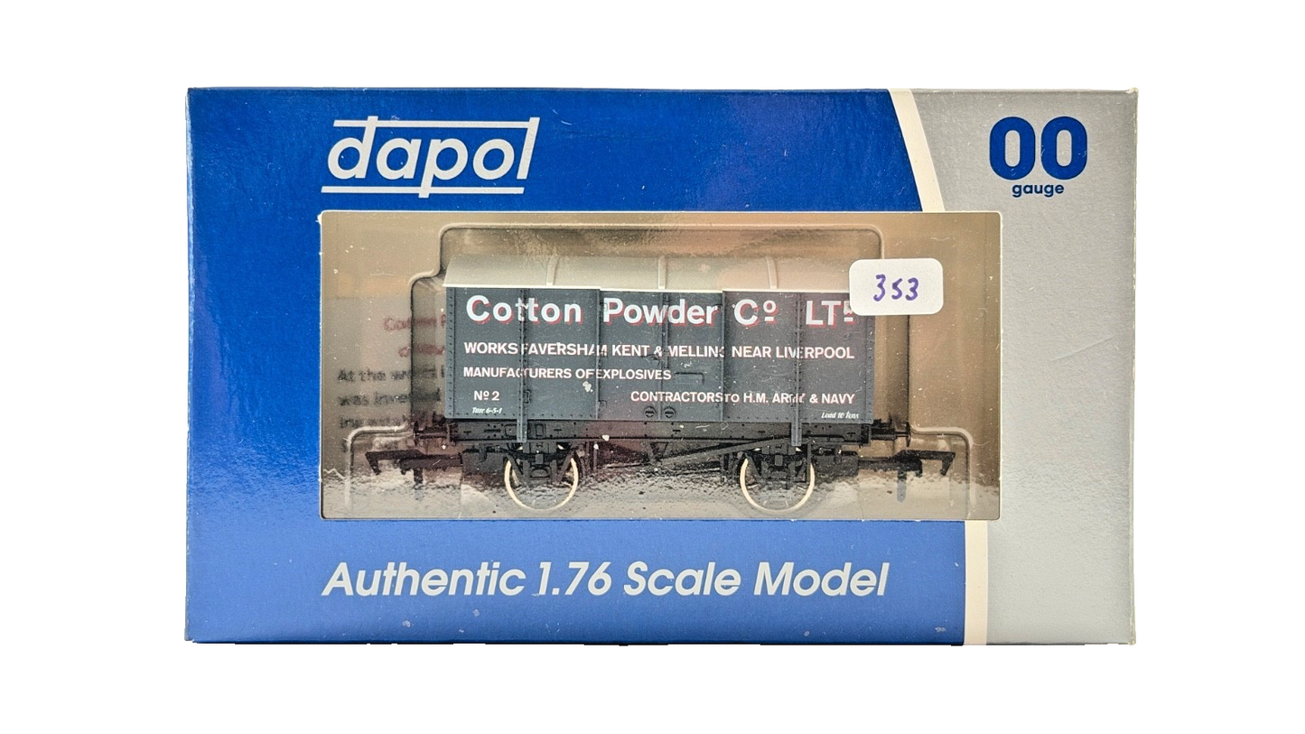 DAPOL 00 GAUGE - COTTON POWDER WORKS FAVERSHAM KENT VAN NO.2 (LIMITED EDITION)
