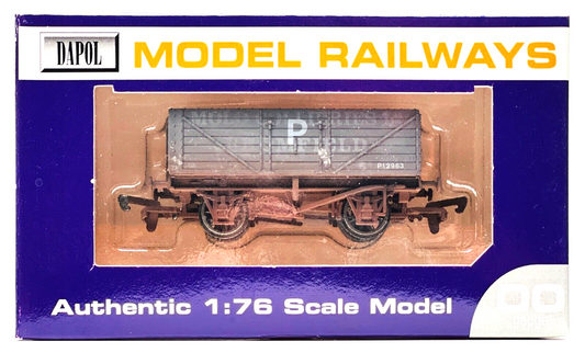 DAPOL 00 GAUGE - 'MOLD COLLIERIES' BROMFIELD PLANK WAGON 12963 (LIMITED EDITION)