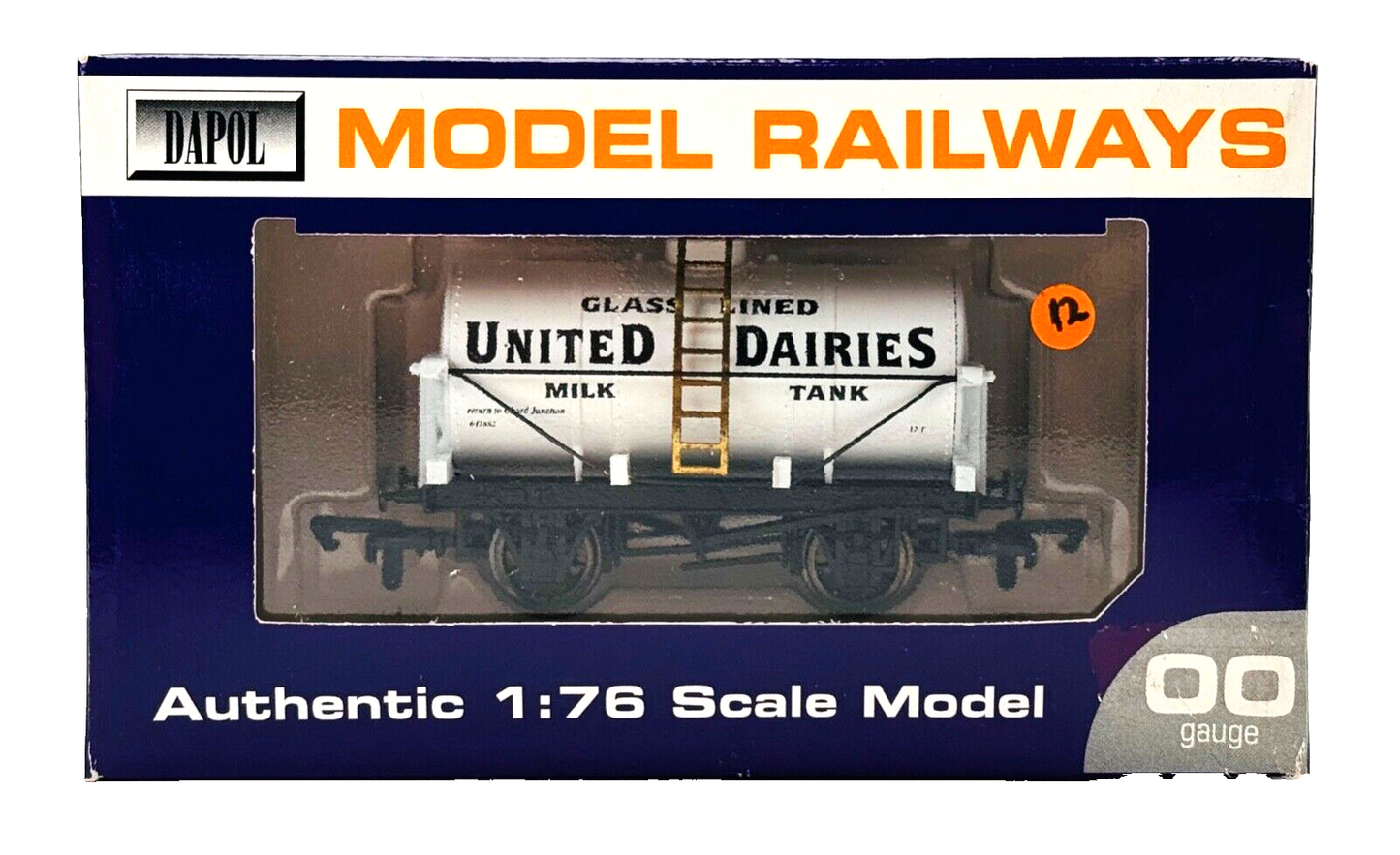 DAPOL 00 GAUGE - UNITED DAIRIES GLASS LINED MILK TANKER WHITE (LIMITED EDITION)