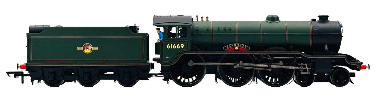 HORNBY 00 GAUGE - R3003 - BR GREEN 4-6-0 CLASS B17 'BARNSLEY' 61669 - DCC SOUND