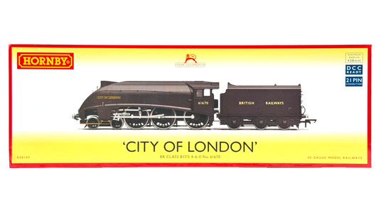 HORNBY OO GAUGE - R30137 - BR CLASS B17/5 4-6-0 NO.61670 CITY OF LONDON ERA 4