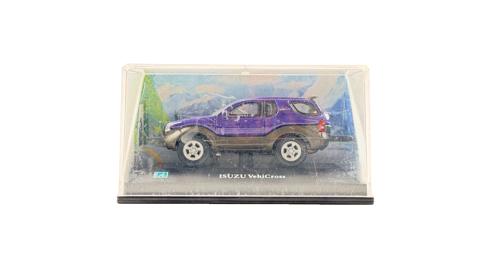 CARARAMA 1/72 SCALE - ISUZU VEHICROSS PURPLE - BOXED